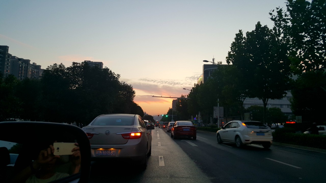 琅琊路往八一一方向左转道 直行会不会被拍