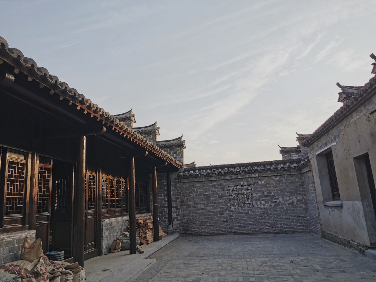 多图实拍滁州遵阳街正在改造中这里还保留着记忆中老街的模样