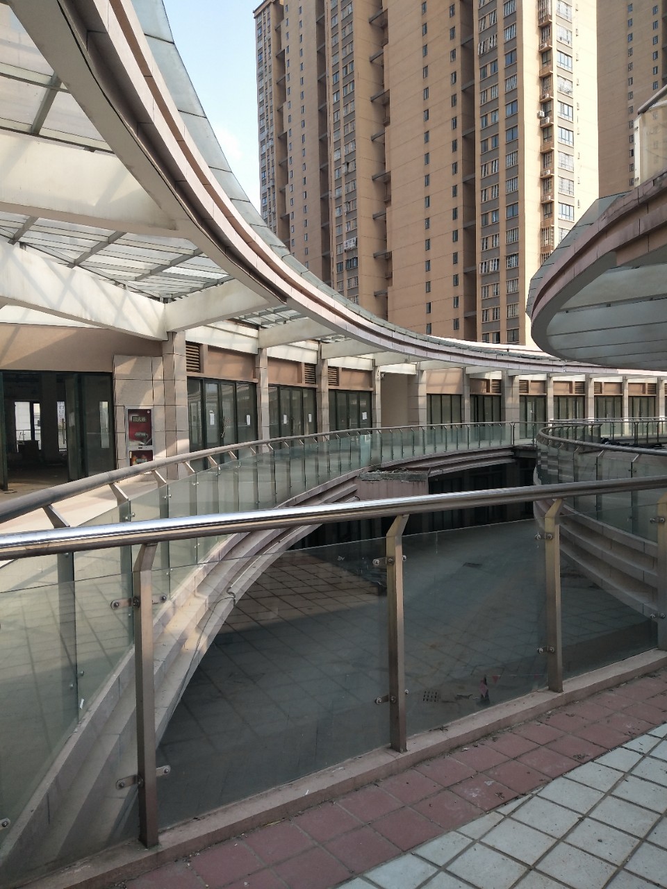 挺可惜的滁州港汇商业街什么时候能繁华起来小市场要搬过来是真的吗